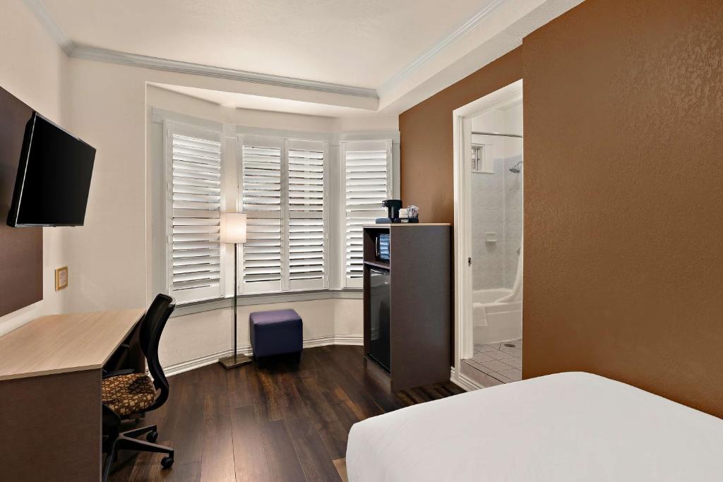 Mithila San Francisco - SureStay Collection by Best Western